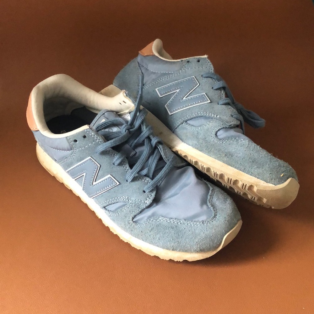 New Balance 520